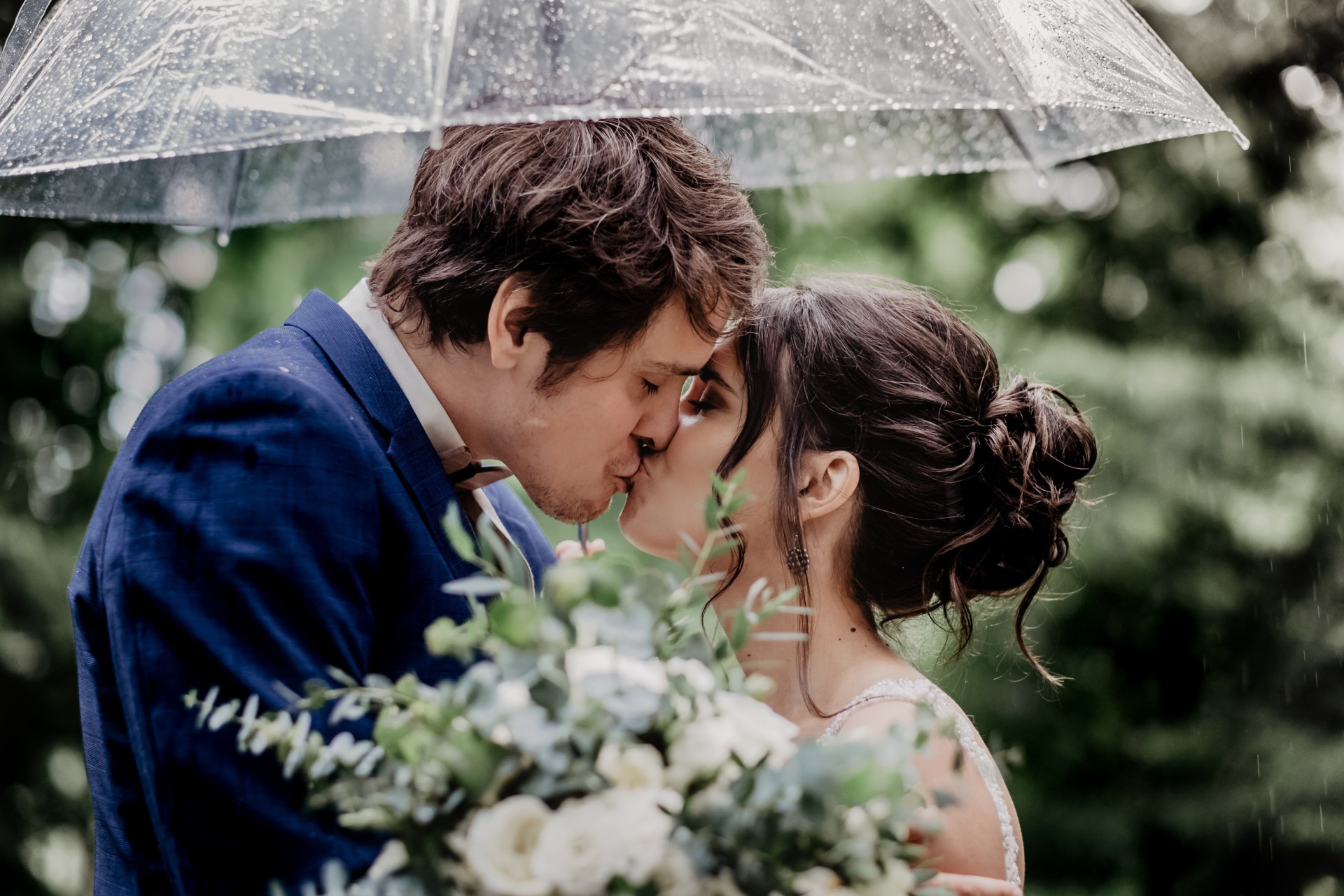 How To Prepare For Every Weather Eventuality At Your Wedding Ceremony