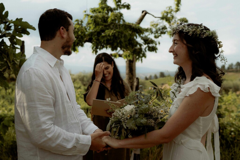 The Oath Leaf | Celebrant - Elopement Ceremony in Douro, Portugal