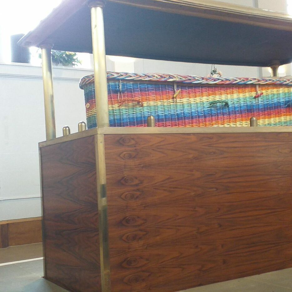 rainbow-casket